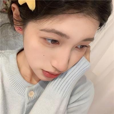 在下巴克
